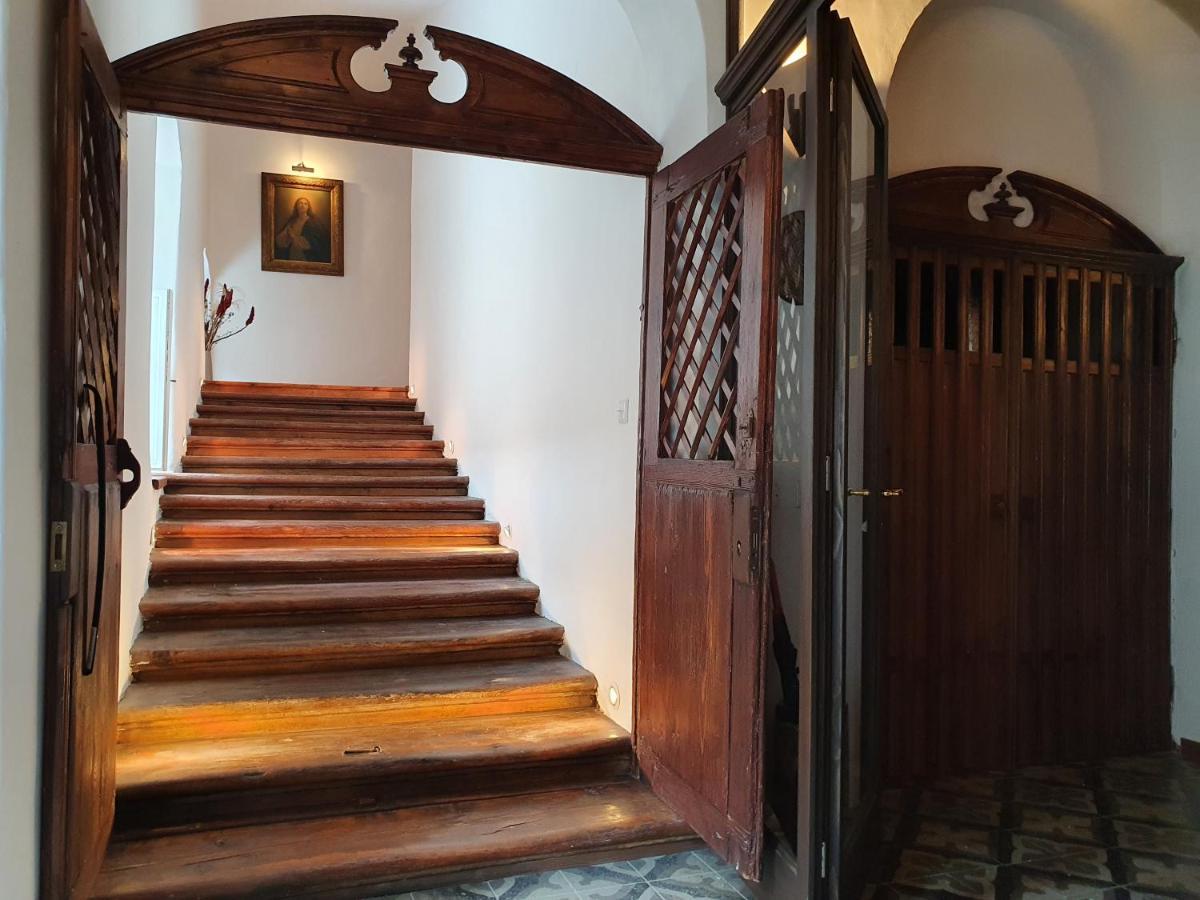 Apartman Fara Vcelakov ภายนอก รูปภาพ